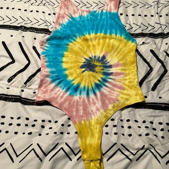 Rue21 Tops - Rue 21 tie dye bodysuit